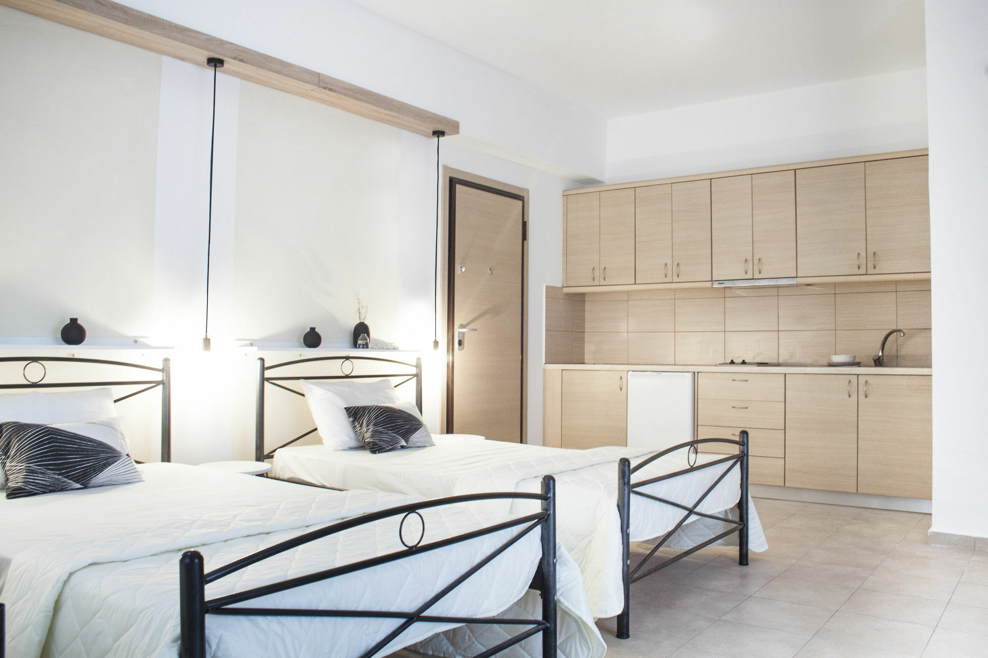 Krinis Apartments Rhodes City المظهر الخارجي الصورة